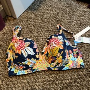Rob Beatty bikini top